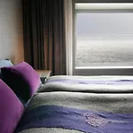 Littleisland Lighthouse Hotel *
